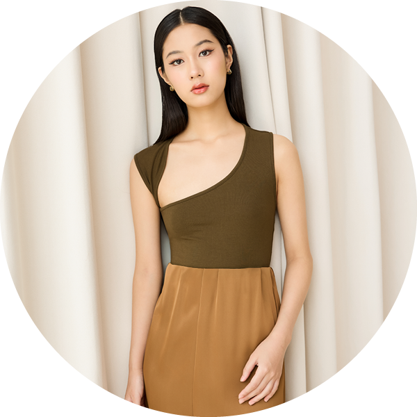 shop new collection at her velvet vase