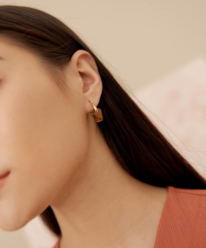 Freya Nano Hoop Earrings - Tortoiseshell