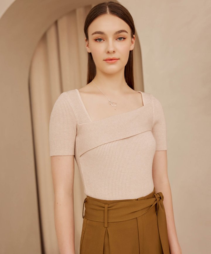 Rosellon Asymmetric Top - Barely Pink