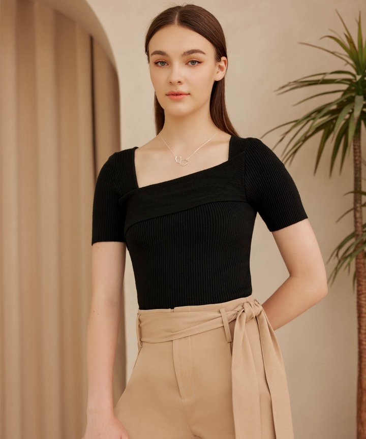 Rosellon Asymmetric Top - Black