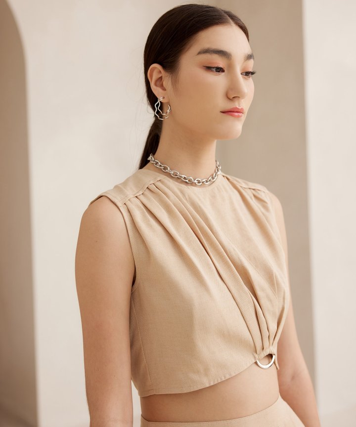 Hugo Ring-Embellished Crop Top - Desert Sand