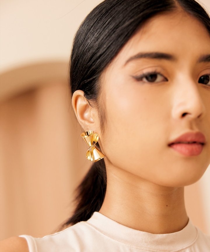 Meribel Abstract Metal Twist Earrings