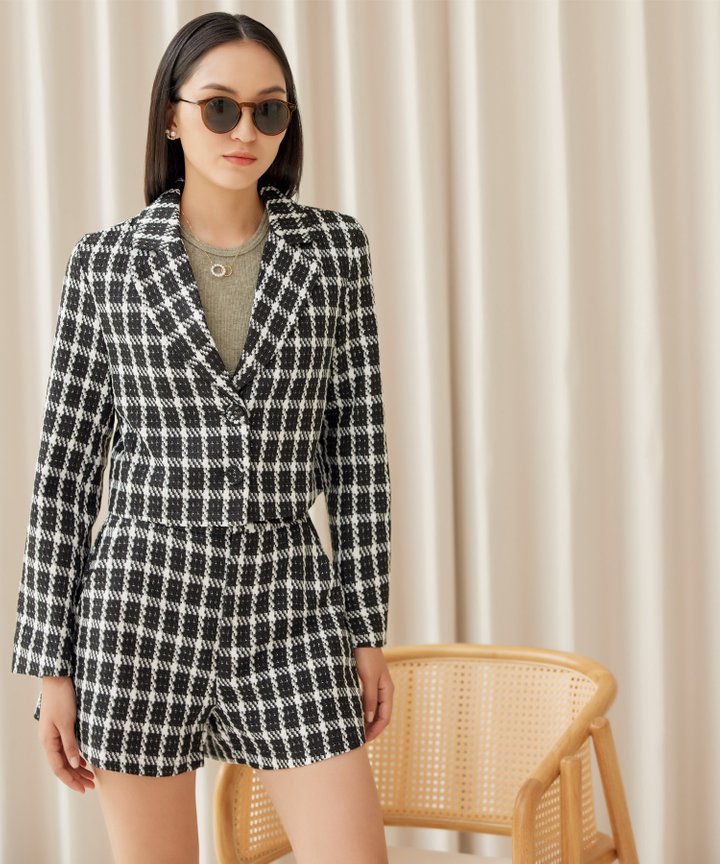 Alinor Shorts - Black