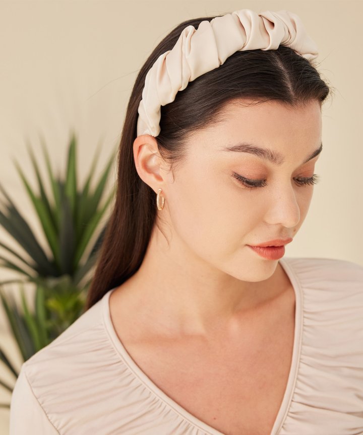 Hunza Ruched Hairband - Bone