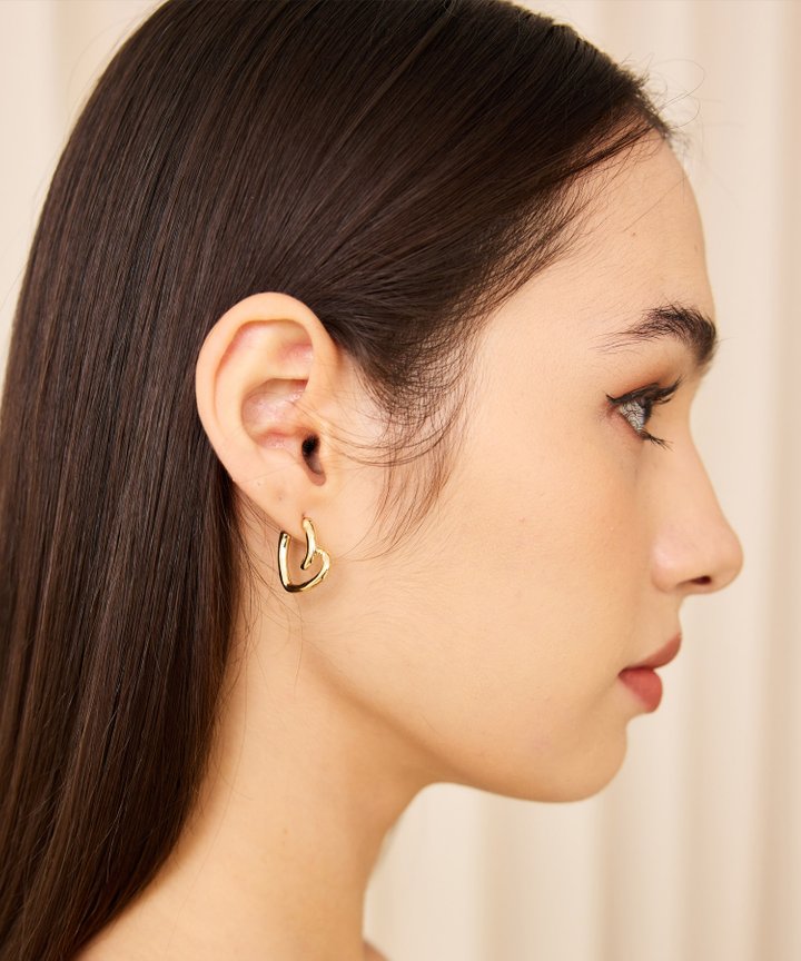 Renera Heart Earrings