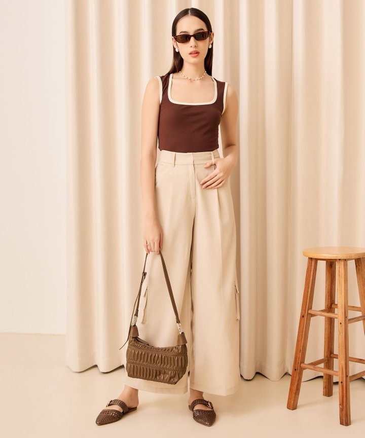 Duo Scoop Neck Contrast Top - Chocolate