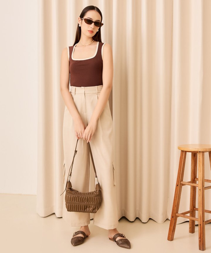 Duo Scoop Neck Contrast Top - Chocolate