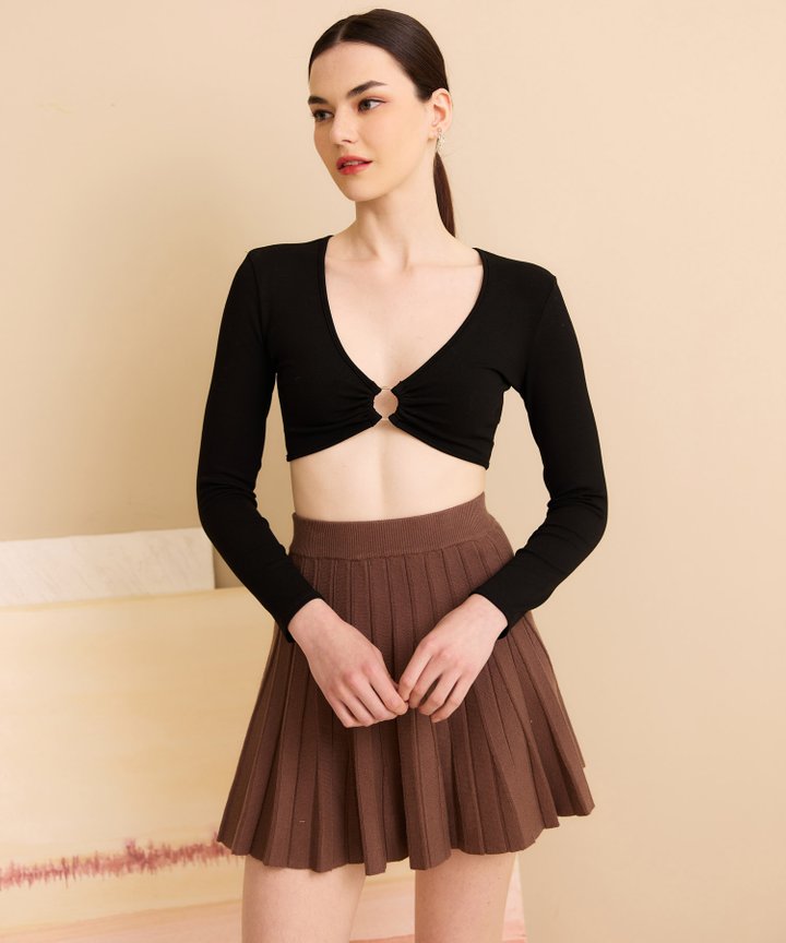 Yvette Cropped Long Sleeved Top - Black