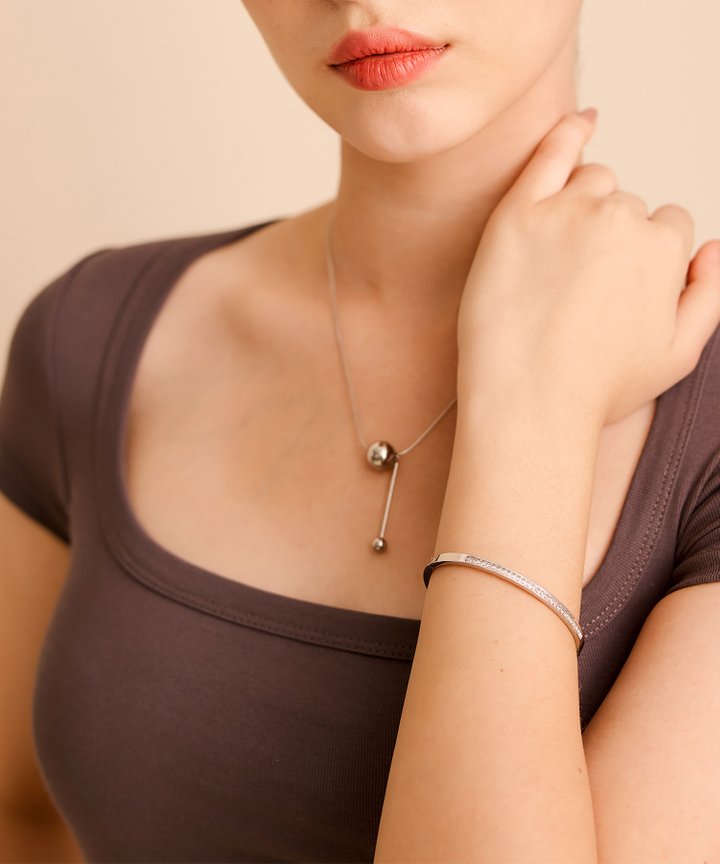 Santiago Bangle