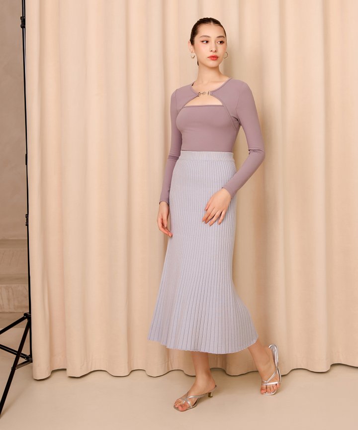 Selene Clasp Detail Top - Lavender Dust