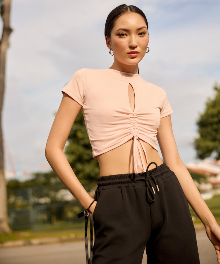 Kinsley Ruched Keyhole Top - Pink