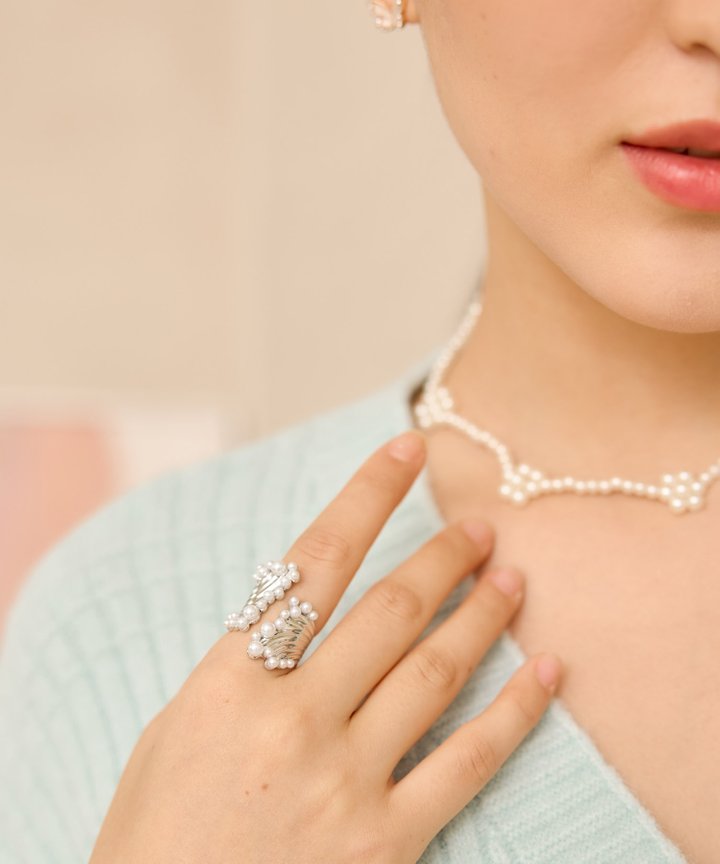 Yamila Pearl Ring