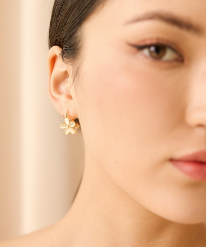 Solana Floral Earrings