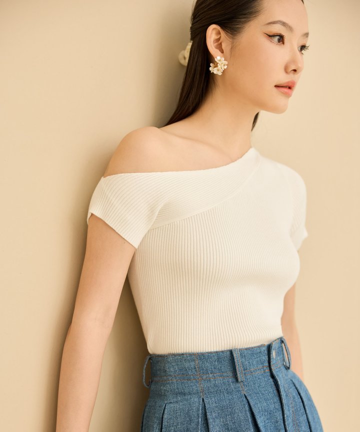 Maddox Ribbed Off-Shoulder Top - White