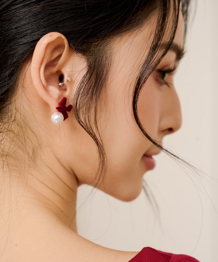 Velvet Nano Bow Earrings - Red