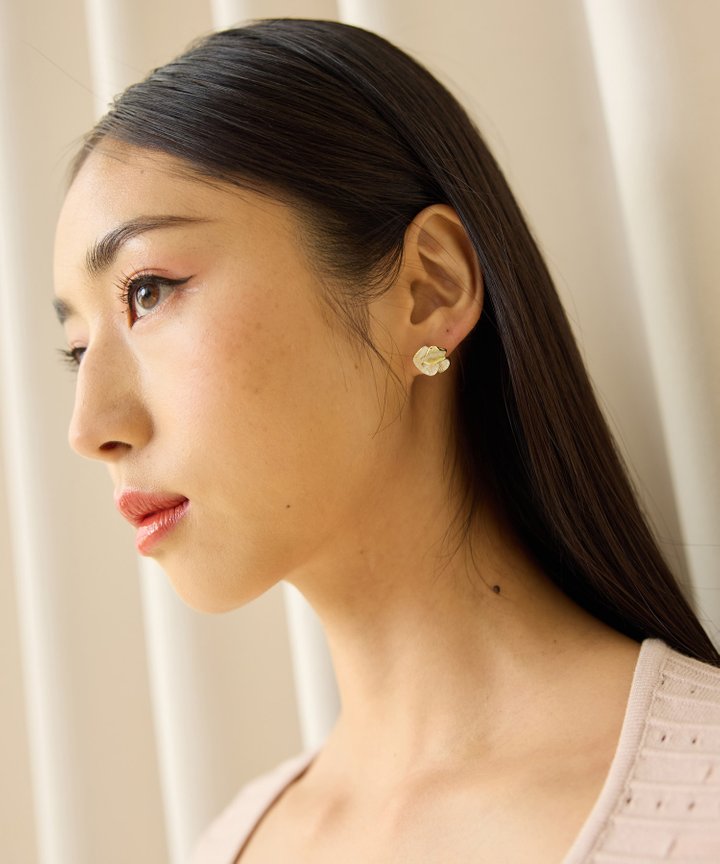 Nicola Floral Earrings