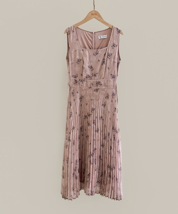Cassis Floral Pleat Midi Dress - Dust Lavender