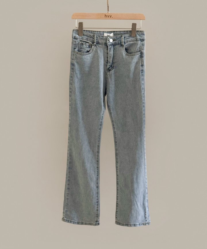 Jones High Waist Jeans - Light Wash