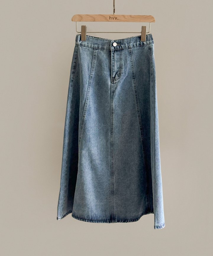 Penelope Denim Midi Skirt - Light Wash
