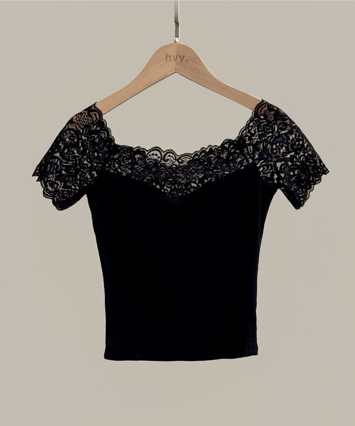 Portrait Lace Top - Black