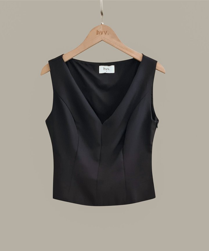 *PO* Andreas Classic Top - Black