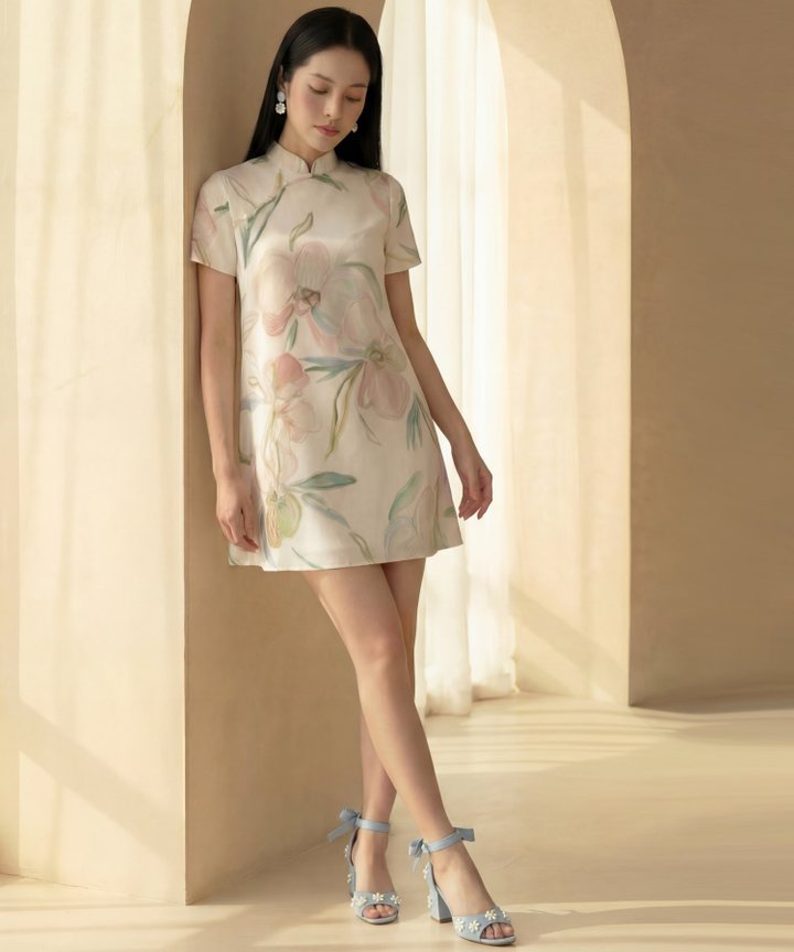 [HVVCNY2026] Waterlily Cheongsam Mini - White