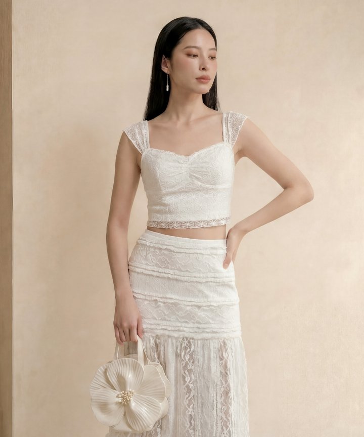 [HVVCNY2026] Chantilly Lace Bustier - White