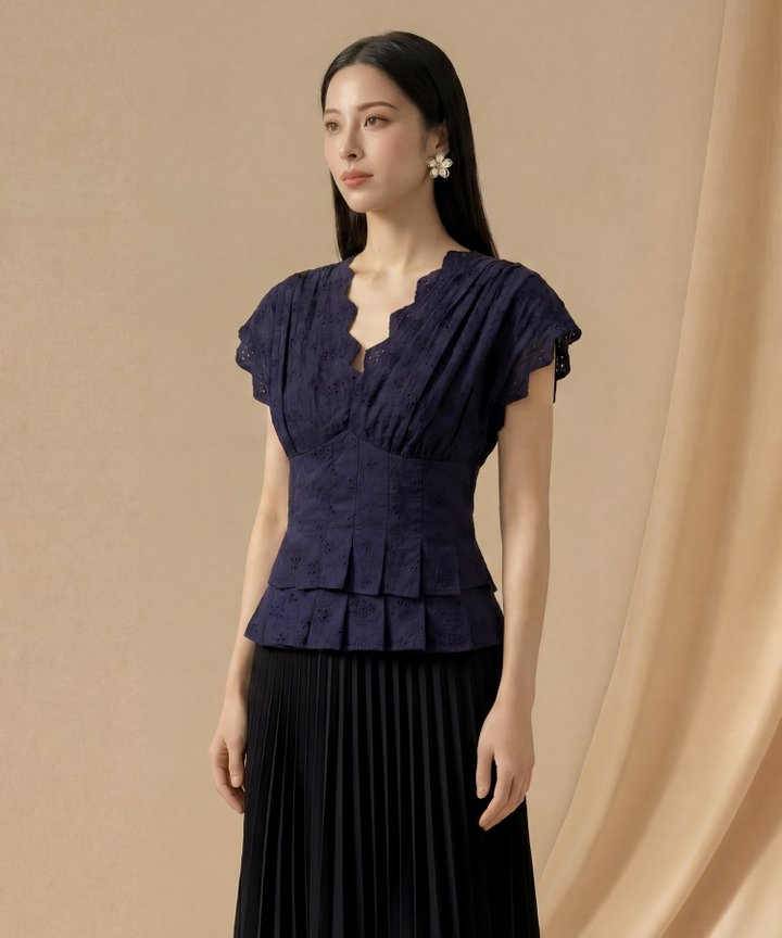 [HVVCNY2026] Katrina Eyelet Top - Navy
