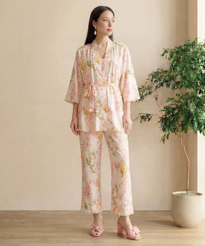 [HVVCNY2026] Mirage Watercolor Outerwear - Pink