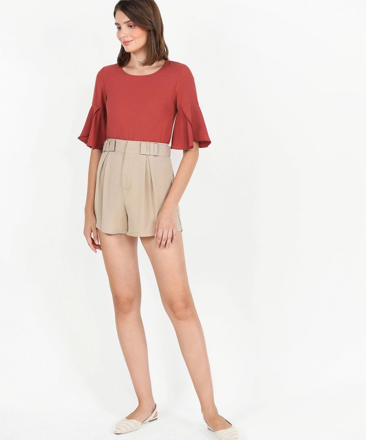 Viola Buckle Shorts - Sand