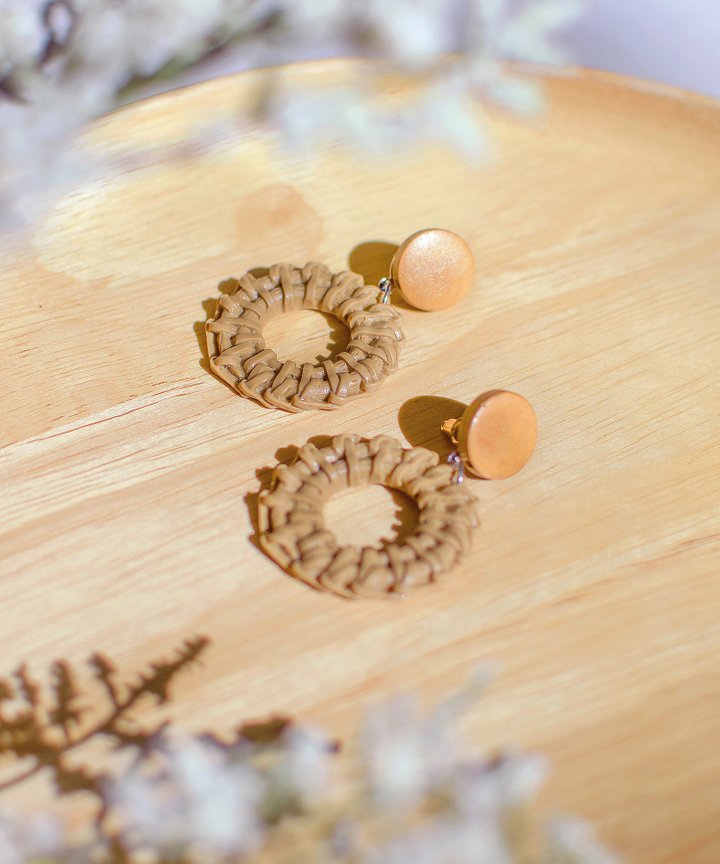 Como Woven Circle Earrings