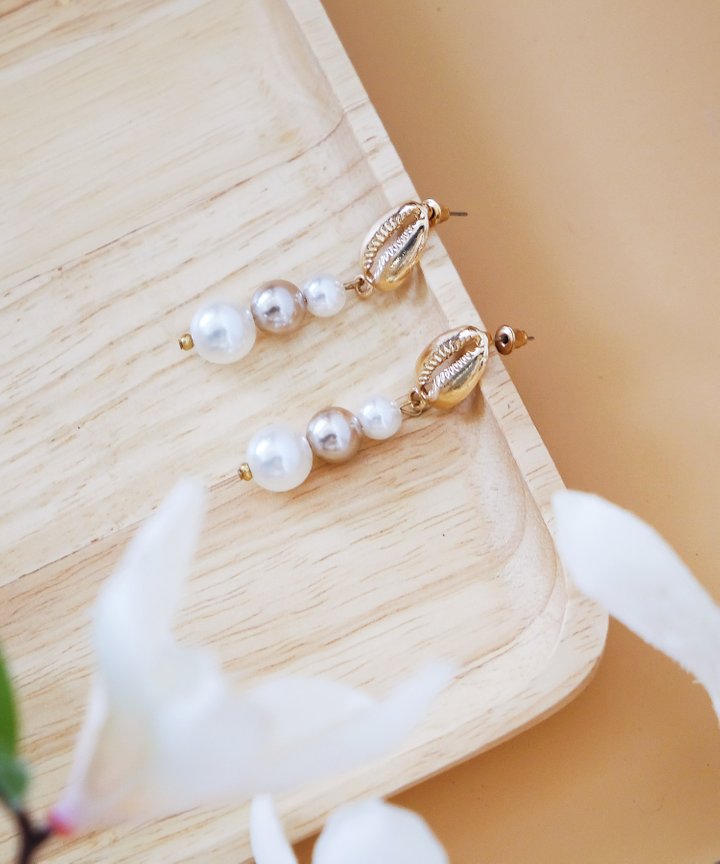 Treasure Seashell Pearl Earrings