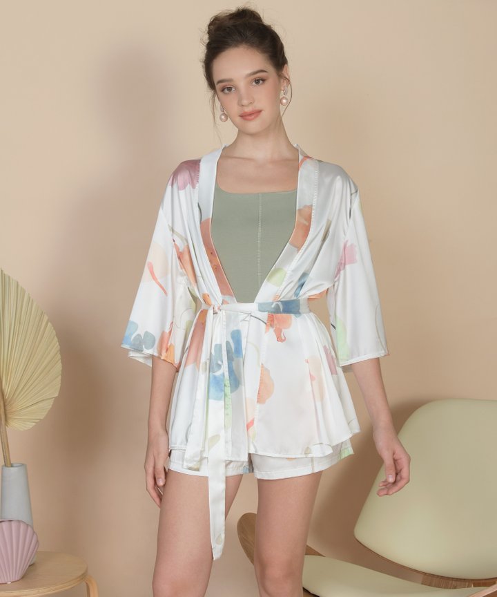 Bellflower Kimono - White (Restock)