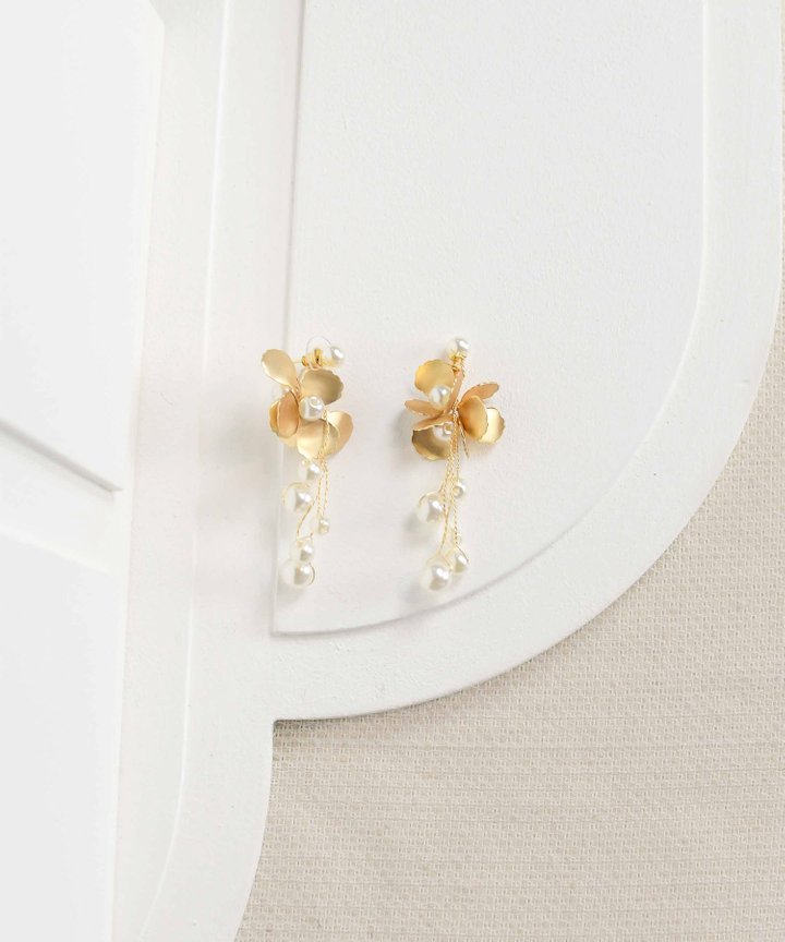 Hillier Pearl Floral Earrings