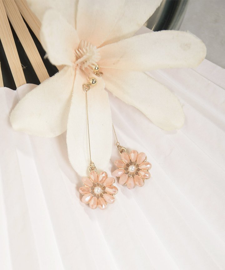 Gene Floral Drop Earrings - Pale Pink