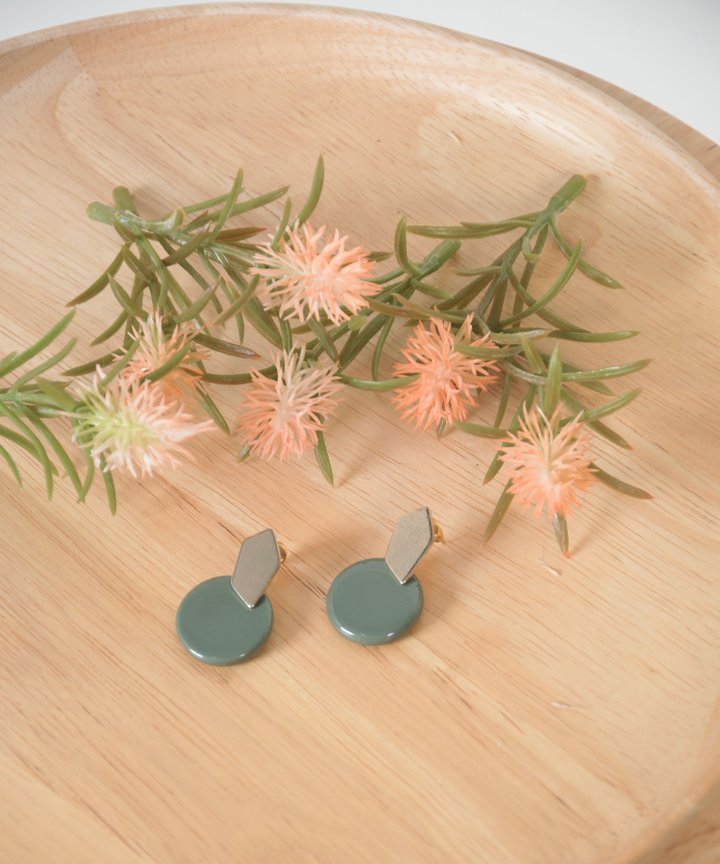 Hudson Circle Earrings - Clay Green