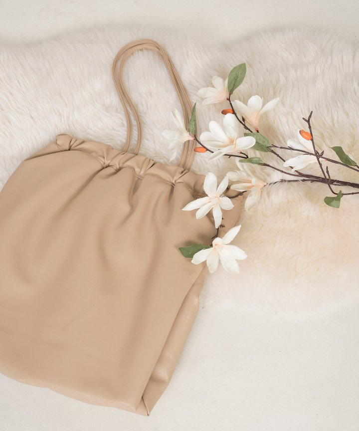 Otis Shoulder Bag - Sand