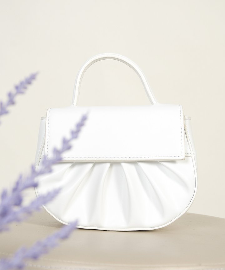 Svenne Ruched Purse - Milk