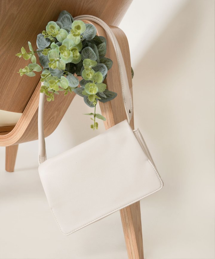 Dilly Dally Foldover Bag - White Pebble