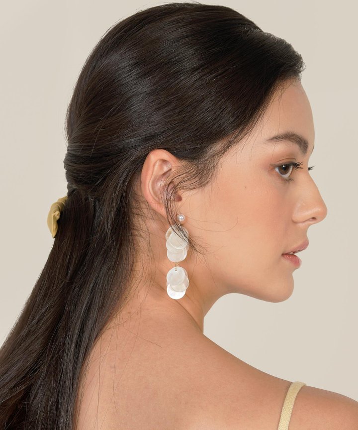 Piquant Circle Drop Earrings
