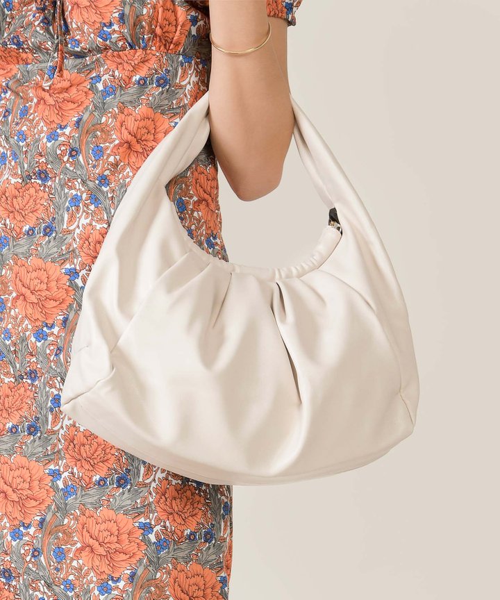 Iggy Ruched Hobo Bag - Pebble