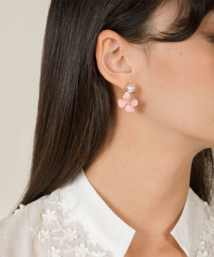 Passaic Floral Pearl Earrings - Pink