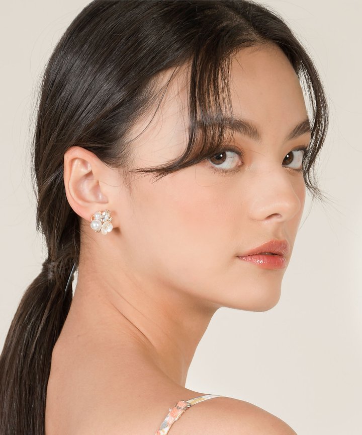 Luna Floral Pearl Earrings