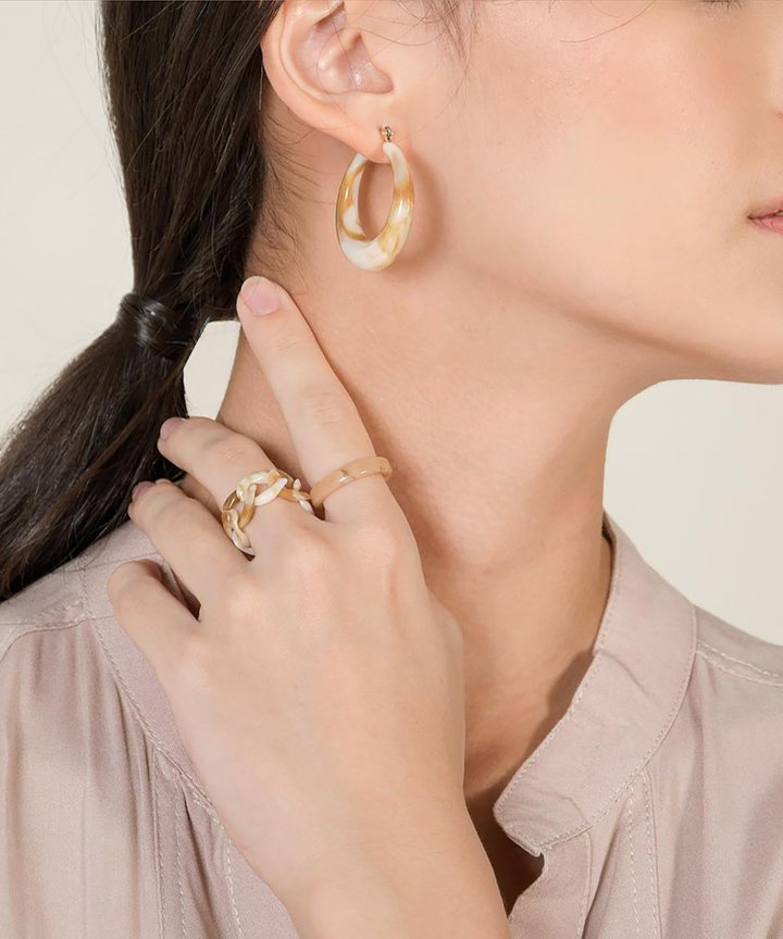 Saison Cream Tortoiseshell Ring Set