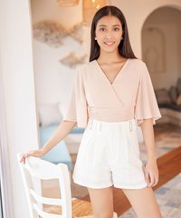 Viola Linen Buckle Shorts in White Ladies Clothes Online