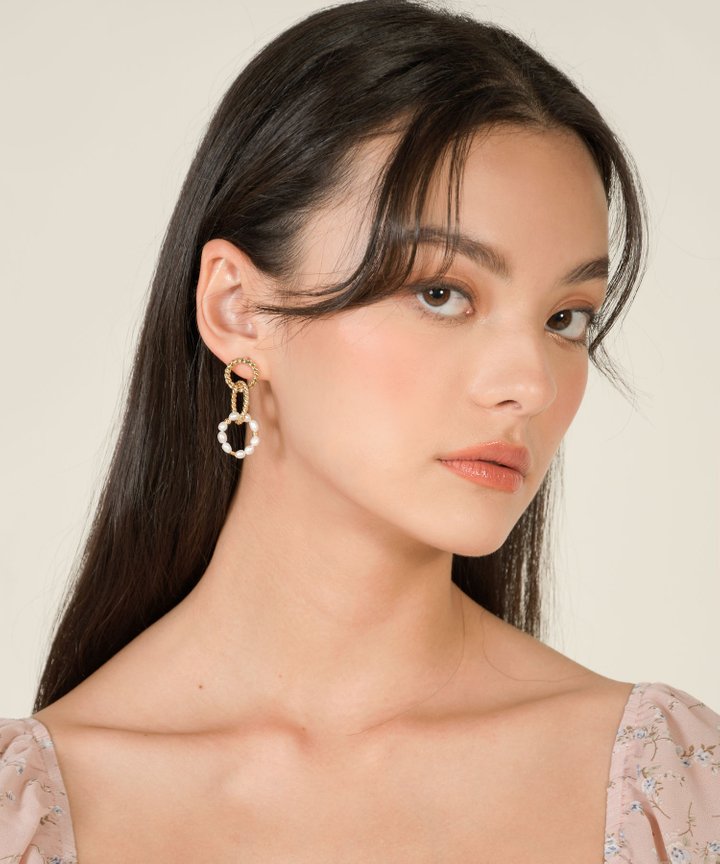 Firenze Pearl Circle Drop Earrings