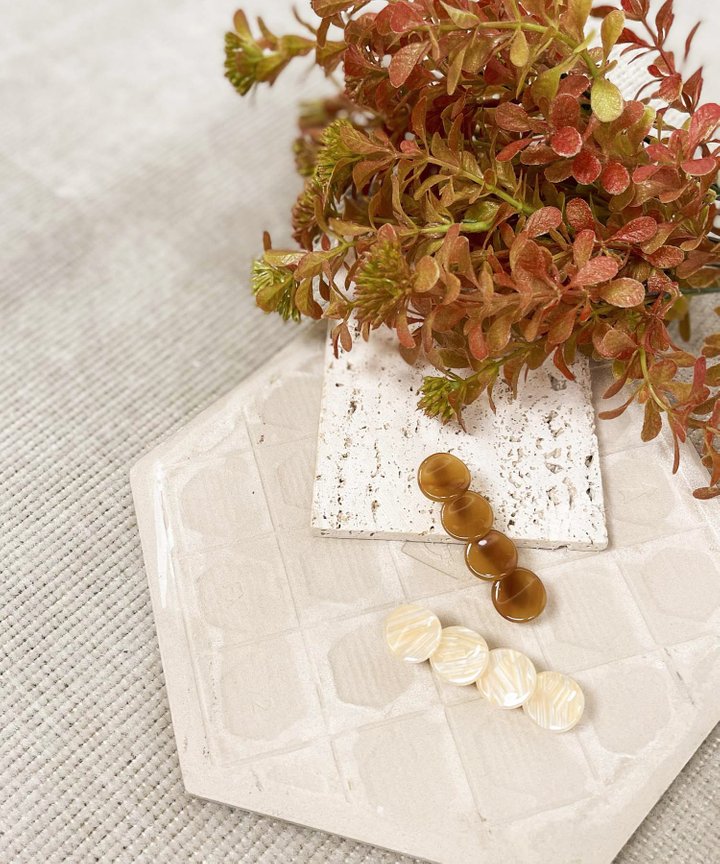 Cain Circles Hairclip - Cream