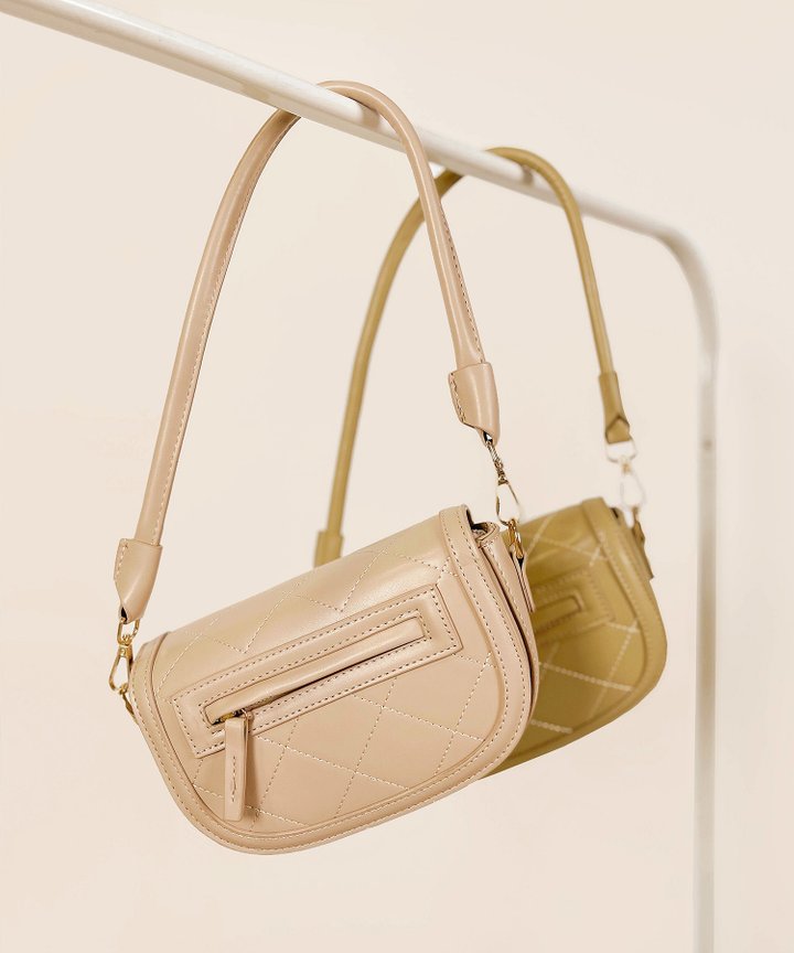 Curio Contrast Stitching Bag