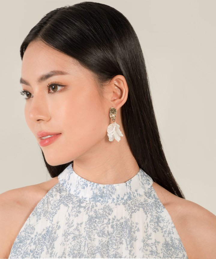 Yada Petal Earrings