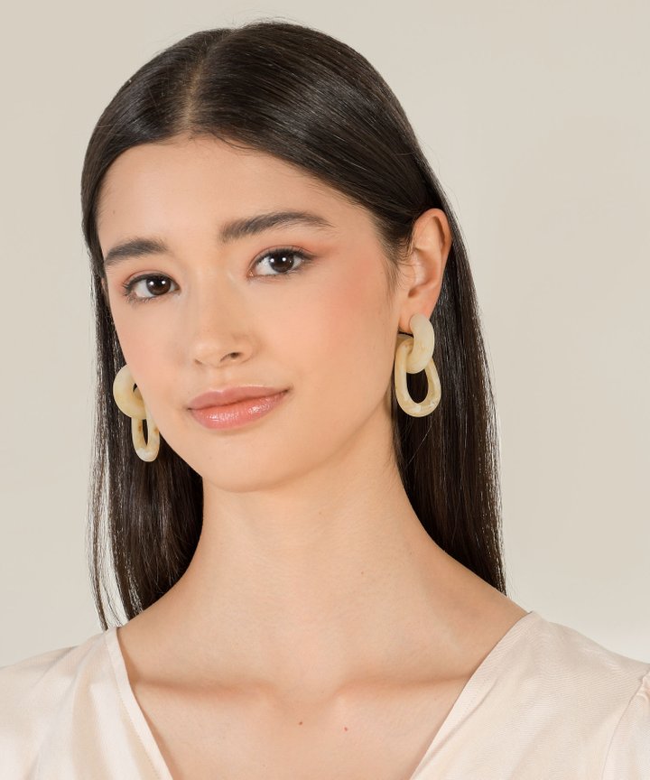 Lachlan Interlink Earrings - Cream